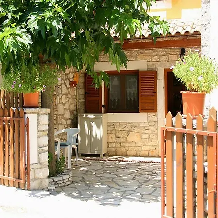 Spiti Antigoni Villa *